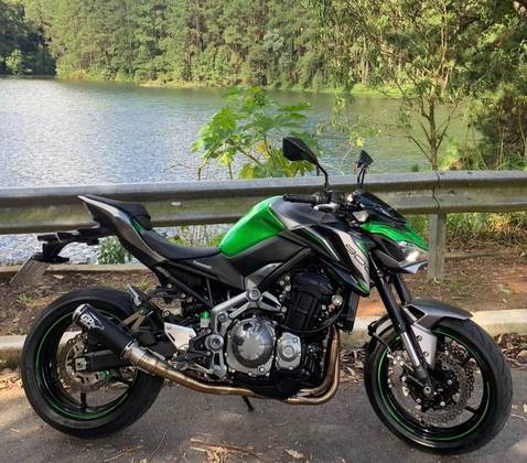 KAWASAKI Z900 